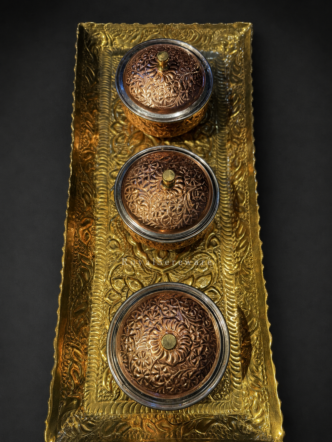 Brass tray with copper mini handi