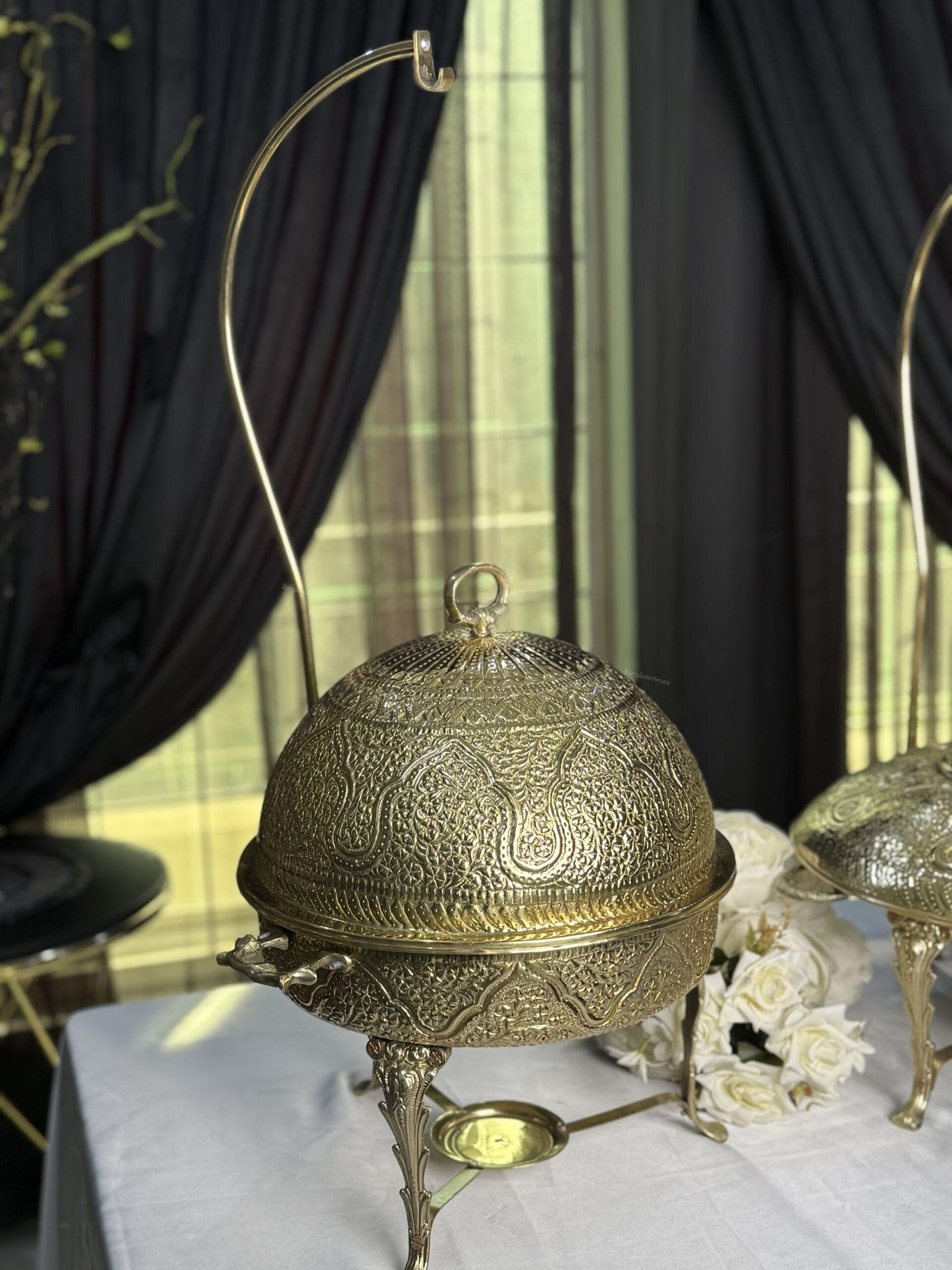 Brass dish round