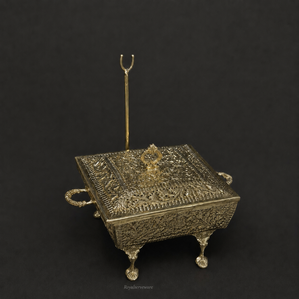 Square cutwork dish brass