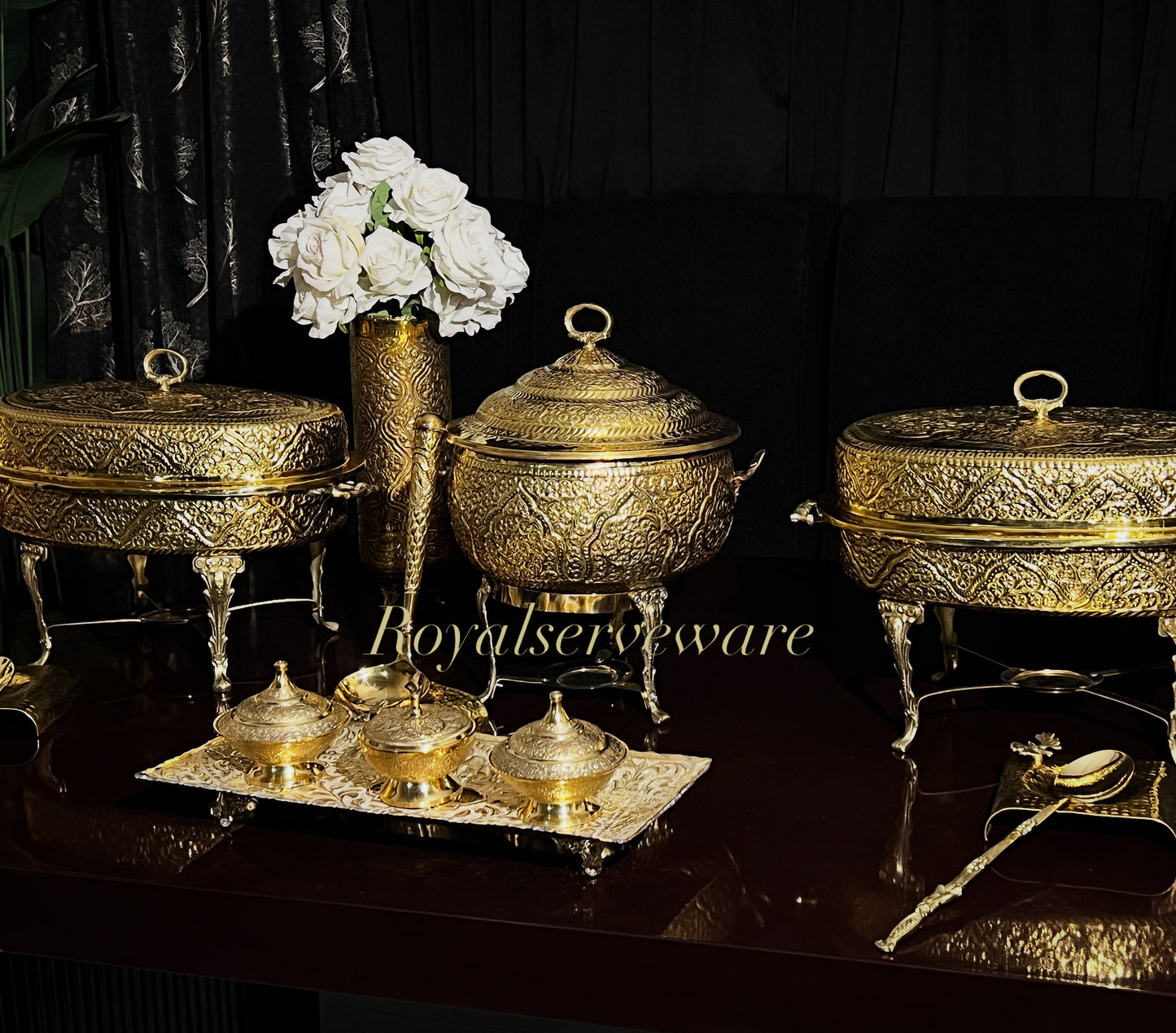 Grand buffet set