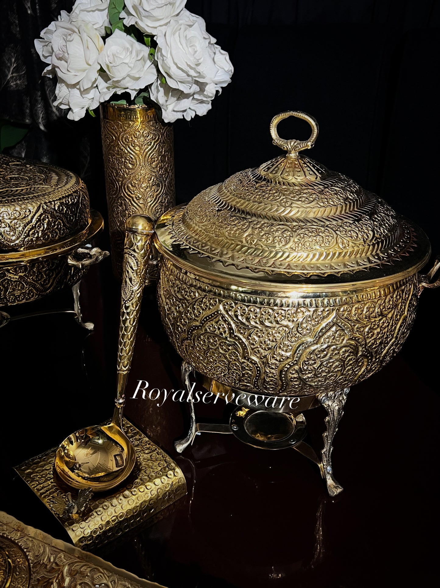 gravy serving set