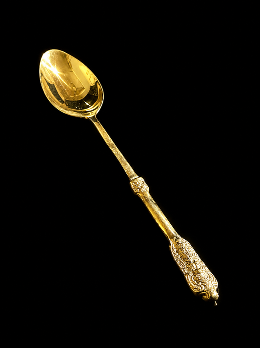 Regal serving spoon
