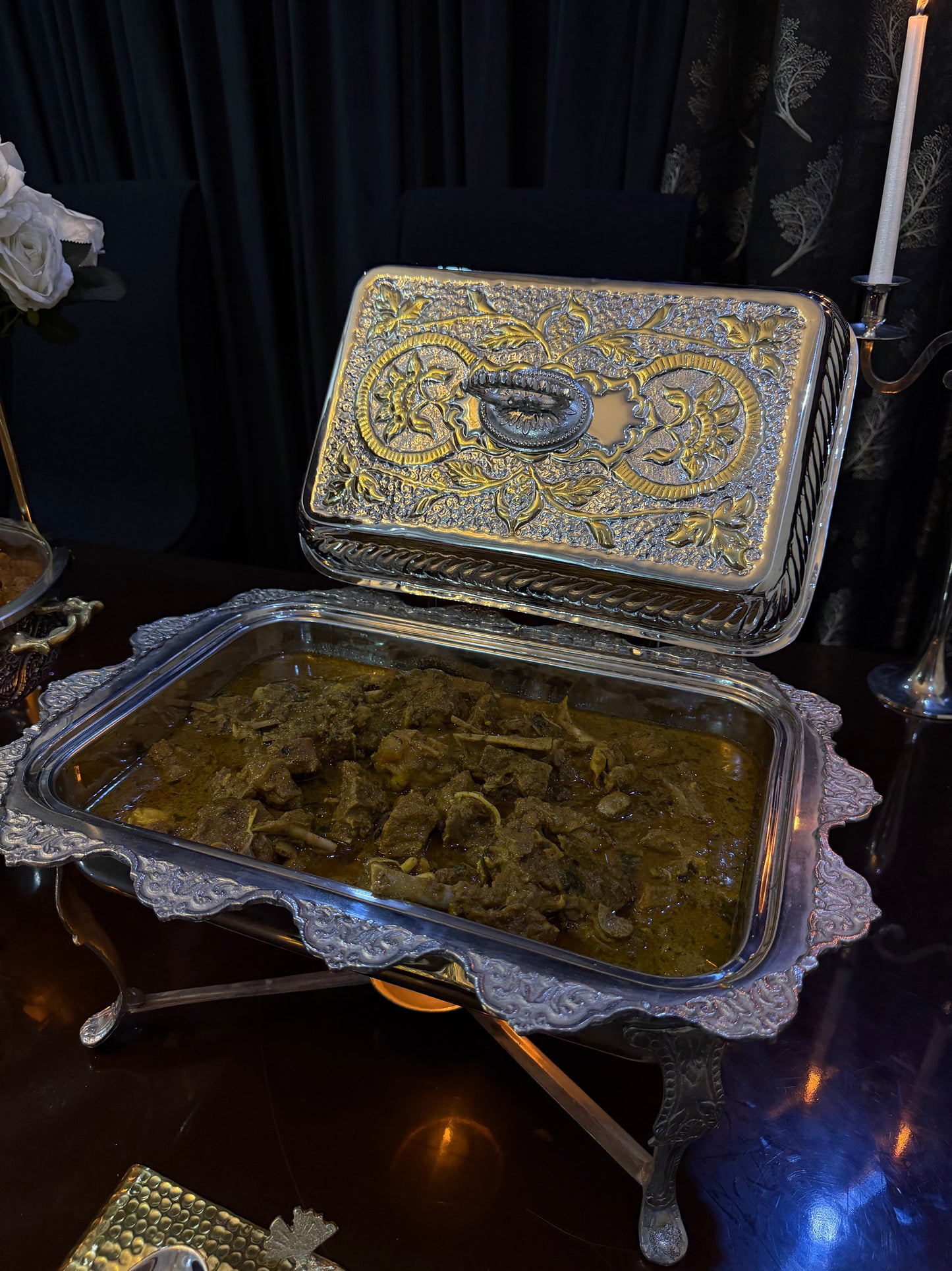 Double tone noir chafing dish