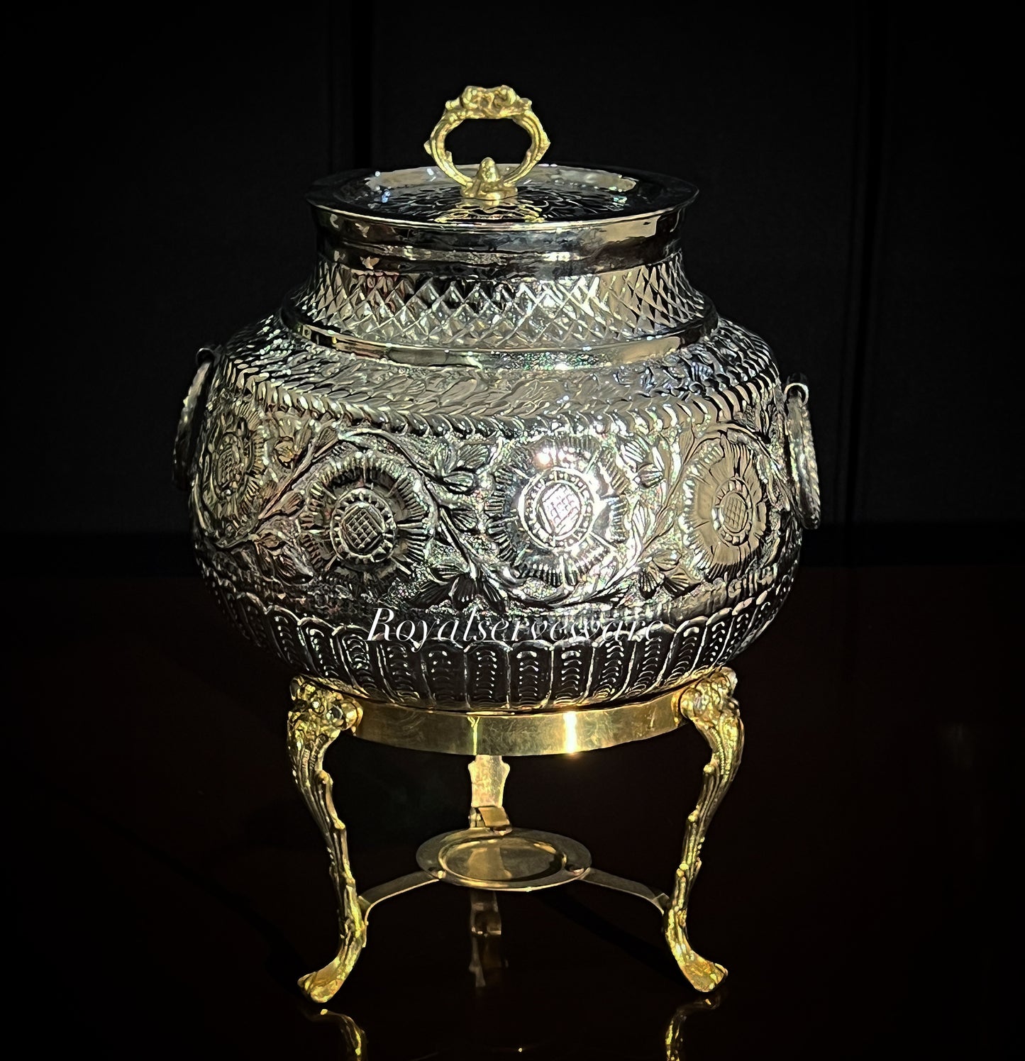 Silver flora daig
