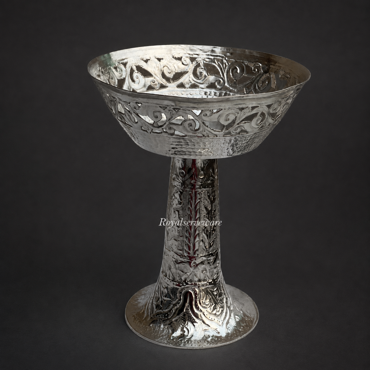 Pilar platter silver