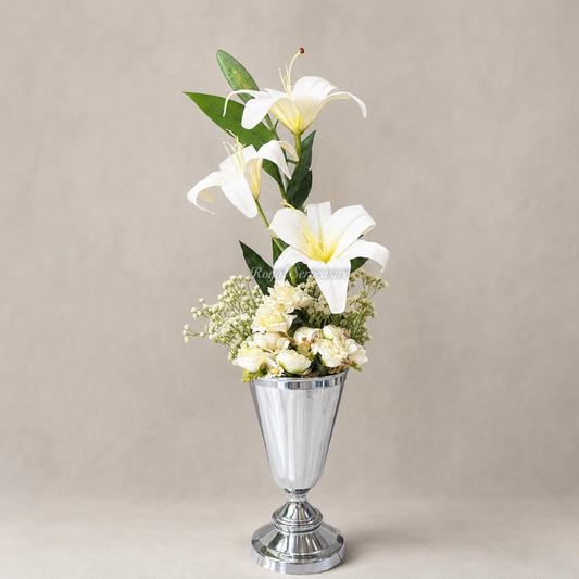 Goblet vase