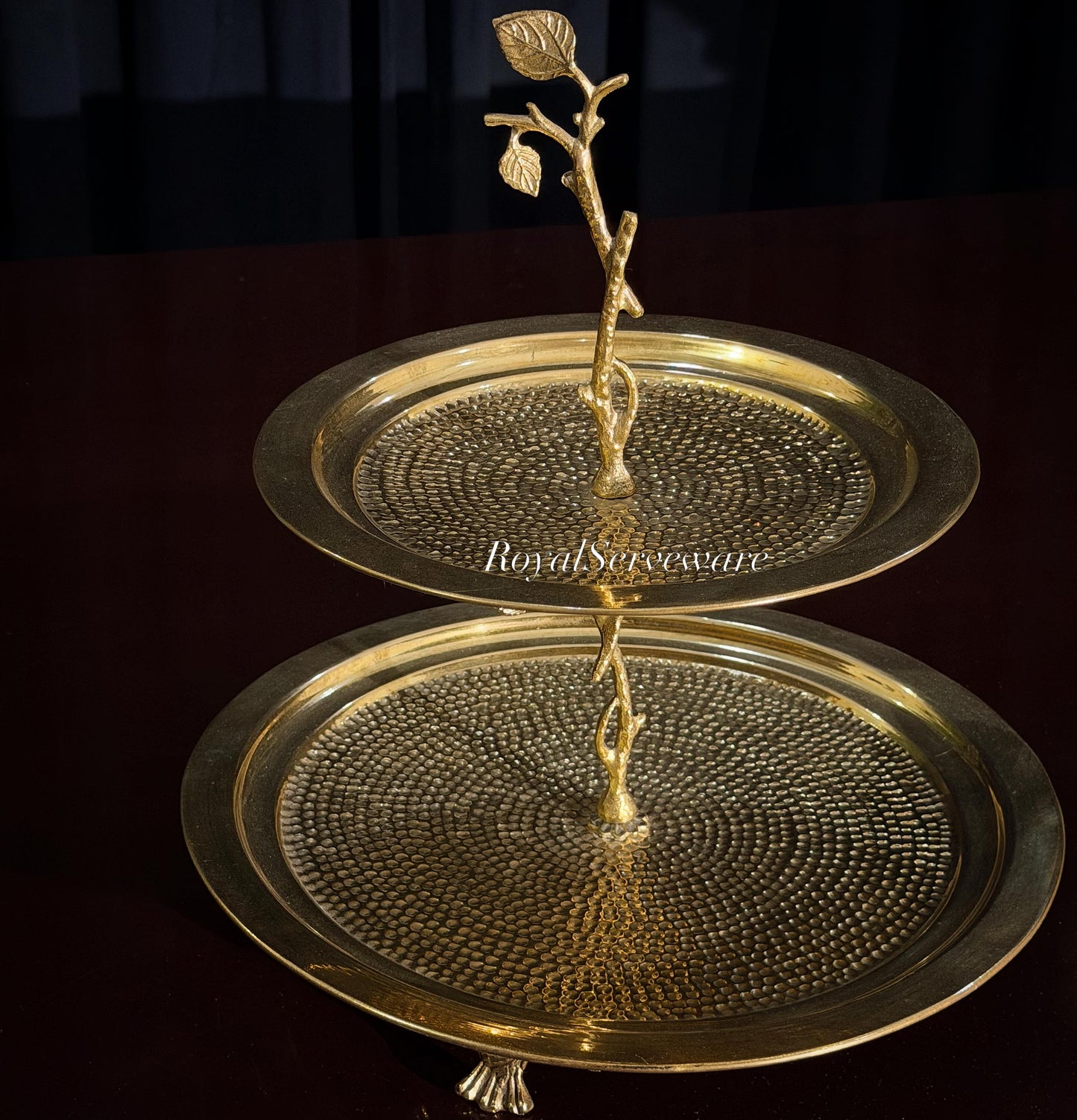 Leafy Two Tier platter