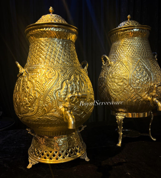 Tea dispenser 2.0 golden brass