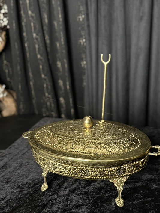 Oval cutwork small