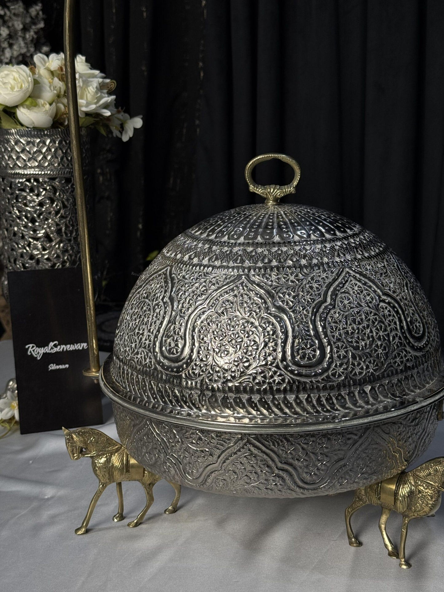 Round Horse chafing dish
