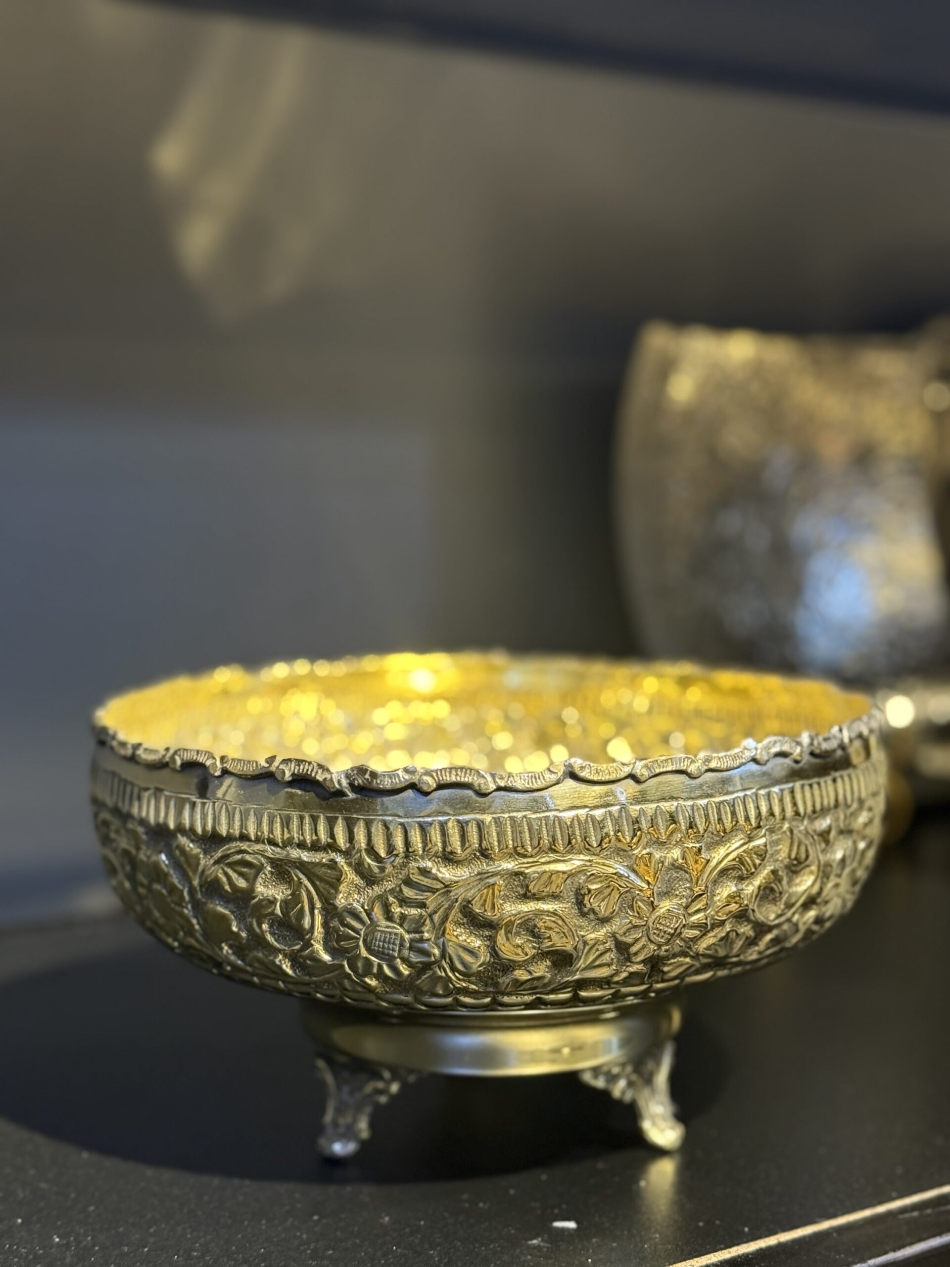 img_9360 Brass bowl - Image 1