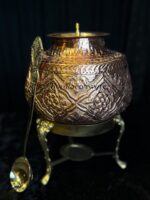 Medium copper daig with spoon