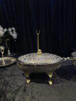 Small ov cutwork dish - Image 3